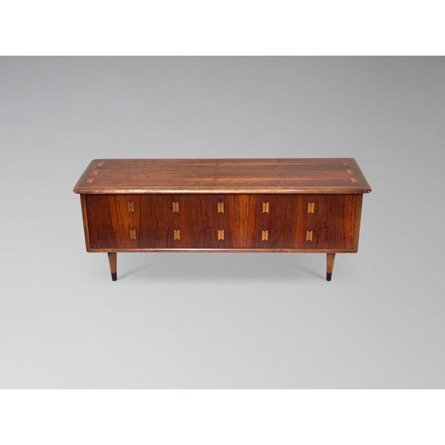 Arguably one of the most iconic lines of furniture of its era, Lane's Acclaim series' lasting appeal is unparalleled by...