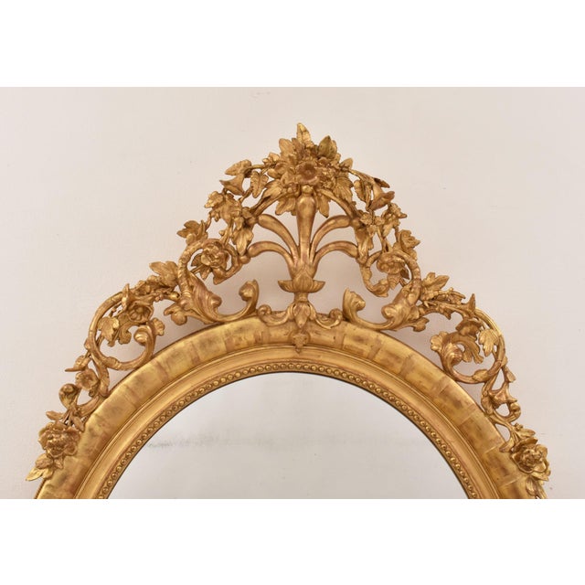 Large Antique Round Gilt Wall Mirror with Flowers and Scrolls, 19th Century For Sale - Image 5 of 11