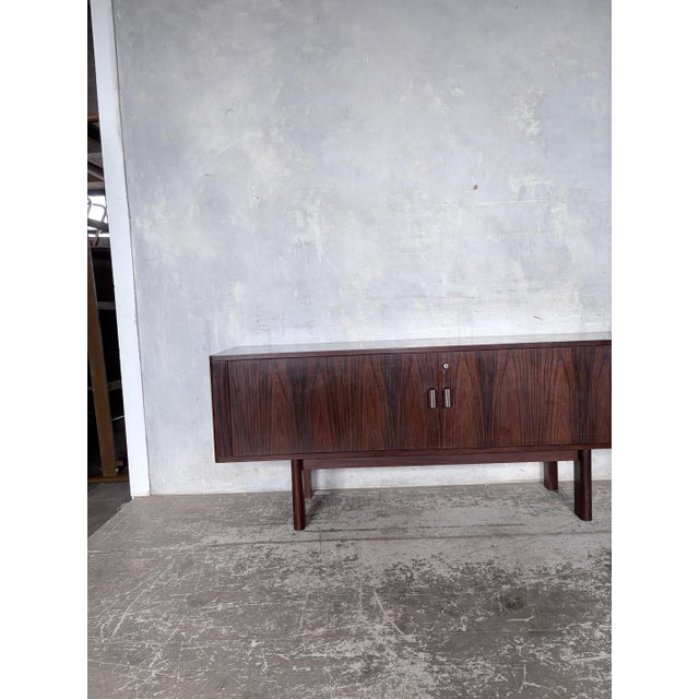 Mid-Century Modern Vintage Danish Rosewood Sideboard by Arne Vodder for Sibast, 1960s For Sale - Image 3 of 10