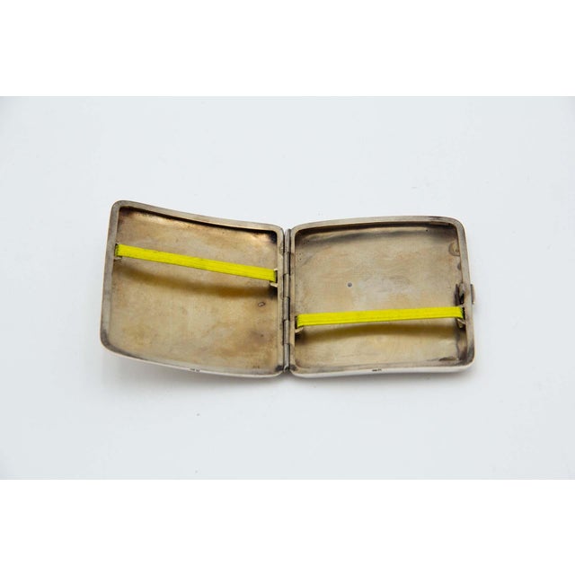 Plain Rectangular Silver Cigarette Case, in Good conditions.