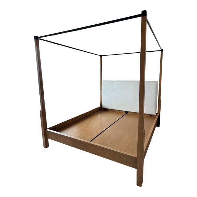 Holly Hunt Sorraia Bed--King Size For Sale