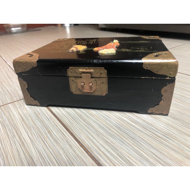 Asian Vintage Mid Century Asian Black Inlaid Jewelry Box For Sale - Image 3 of 11