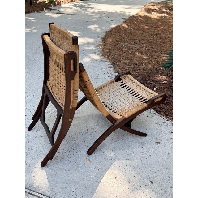 Hans Wegner Style Folding Rope Chairs Mid Century Modern Lounge Chairs Pair For Sale In Savannah - Image 6 of 14