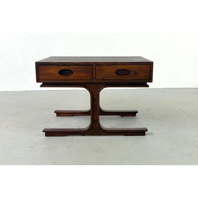 Model 554 Coffee Table by Gianfranco Frattini for Bernini, 1960s, in Flawless conditions. Designed 1960 to 1969