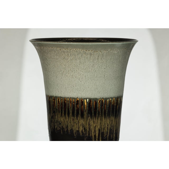 Late 20th Century Artisan Large Ceramic Planter with Green-Grey, Brown, and Ochre Drip Glaze For Sale In New York - Image 6 of 18