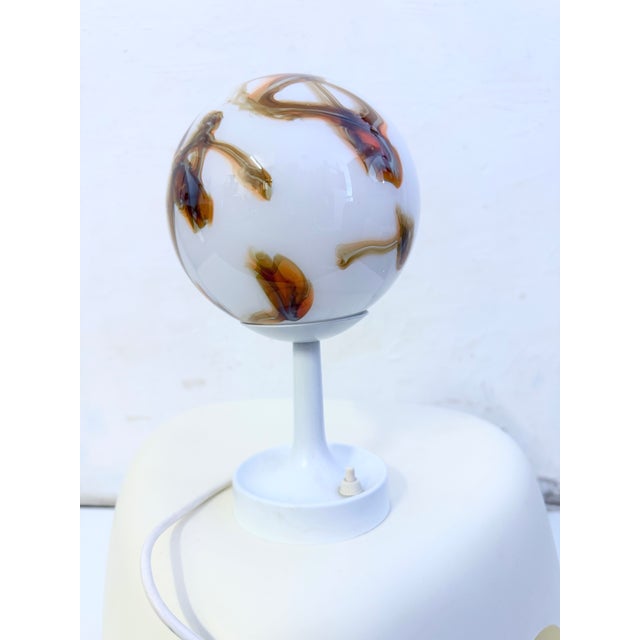 Small table lamp from the 1970s, single bulb, E14 socket. Plastic and glass. Good used condition. 28 x 16 cm European Plug...