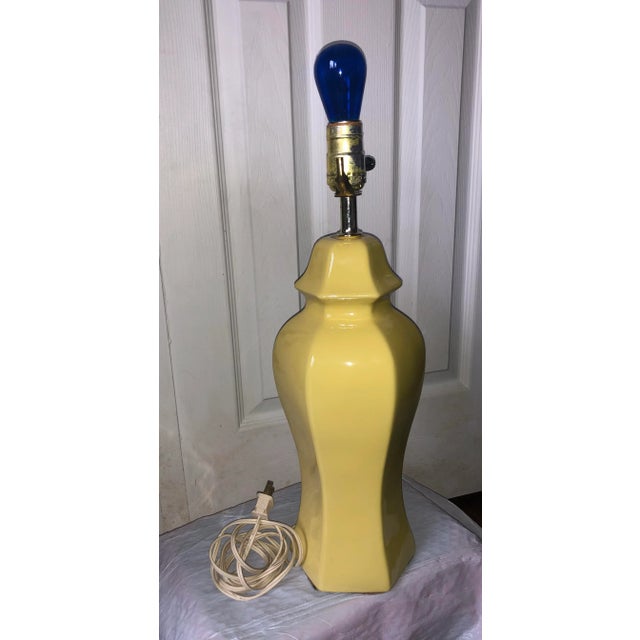 Mid Century Modern Canary Yellow Asian Influence Table Lamp For Sale In Dallas - Image 6 of 12