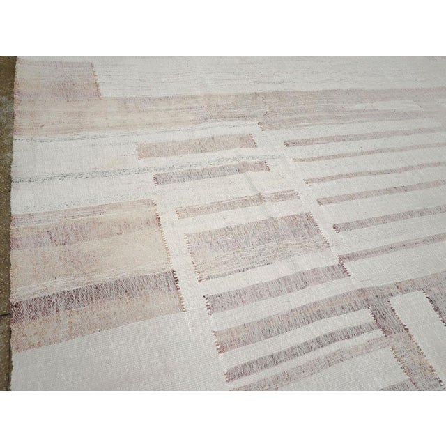 Mid-Century Modern Galerie Shabab Collection Mid-20th Century Turkish Flatweave Kilim Carpet For Sale - Image 3 of 8