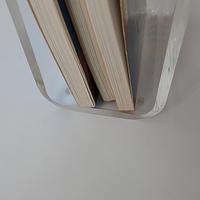 Vintage Acrylic Glass Magazine Rack attributed to David Lange, 1970s For Sale - Image 6 of 7