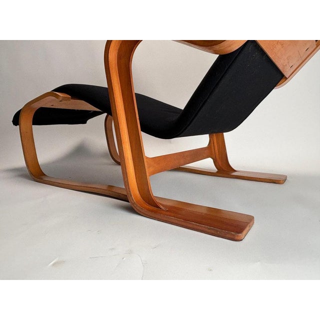 Isokon Lounge Chair by Marcel Breuer for Knoll, 1970s For Sale - Image 10 of 12