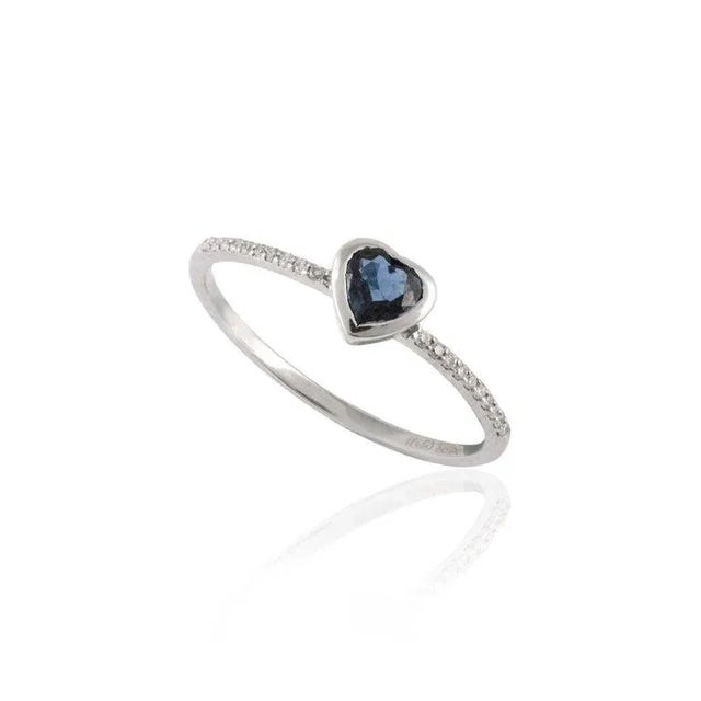 Blue 18k Solid Gold Blue Sapphire Heart Promise Ring Size 7 ( All Sizes Available ) For Sale - Image 8 of 13