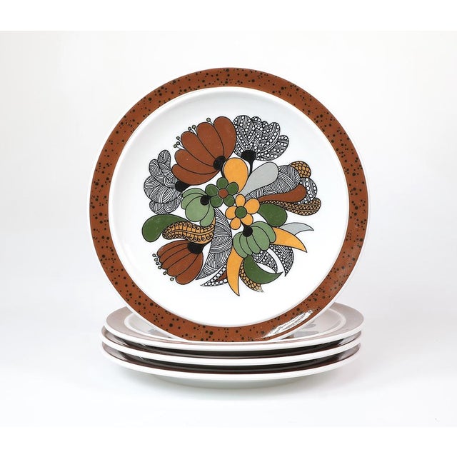 Porcelain Breakfast Tableware, 1970s, Set of 19 For Sale - Image 12 of 18