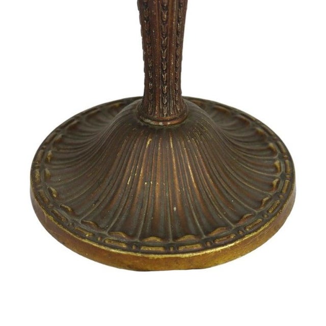 1920s Bradley & Hubbard Arts & Crafts 6 Panel Slag Glass Table Lamp C1920 For Sale - Image 5 of 9