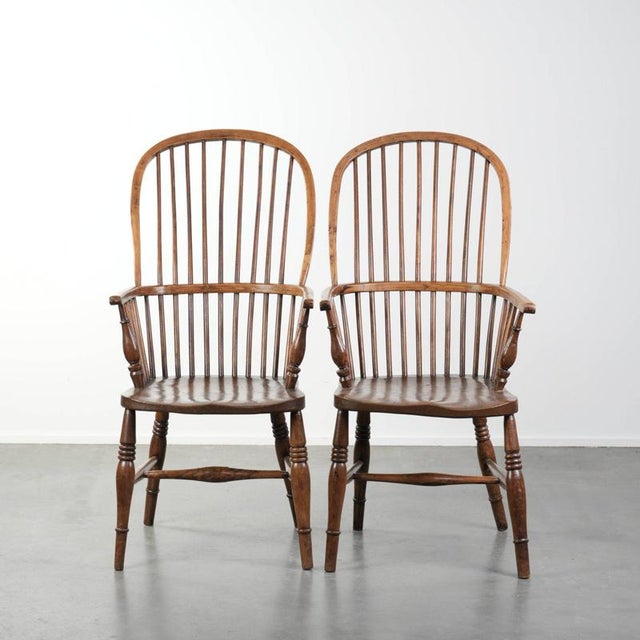 Antique English Windsor Stickback Chairs in Elm, 19th Century, Set of 2 For Sale - Image 15 of 15
