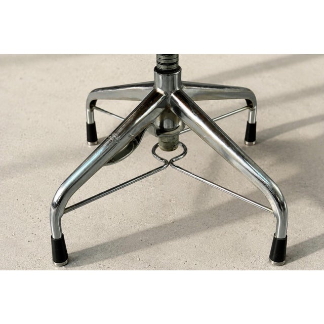 Mid-Century Modern Mid-Century Scandinavian Modern Industrial Office Swivel Chair from Verkstads AB Lindqvist, 1960s For Sale - Image 3 of 18