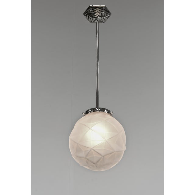 1930s Degue 1930s French Art Deco Pendant Light For Sale - Image 5 of 12