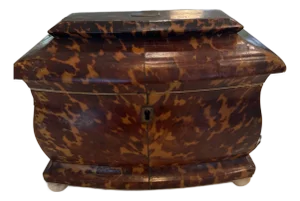 Early 20th Century English Faux Tortoise Shell Tea Caddy