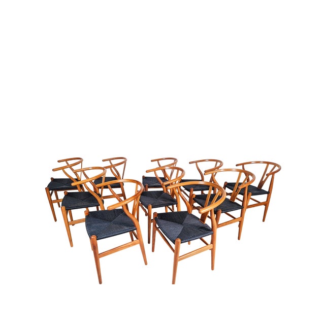 Model Ch 24 Wishbone Danish Dining Chairs by Hans Wegner for Carl Hansen & Son, 1970s, Set of 10 For Sale - Image 9 of 9