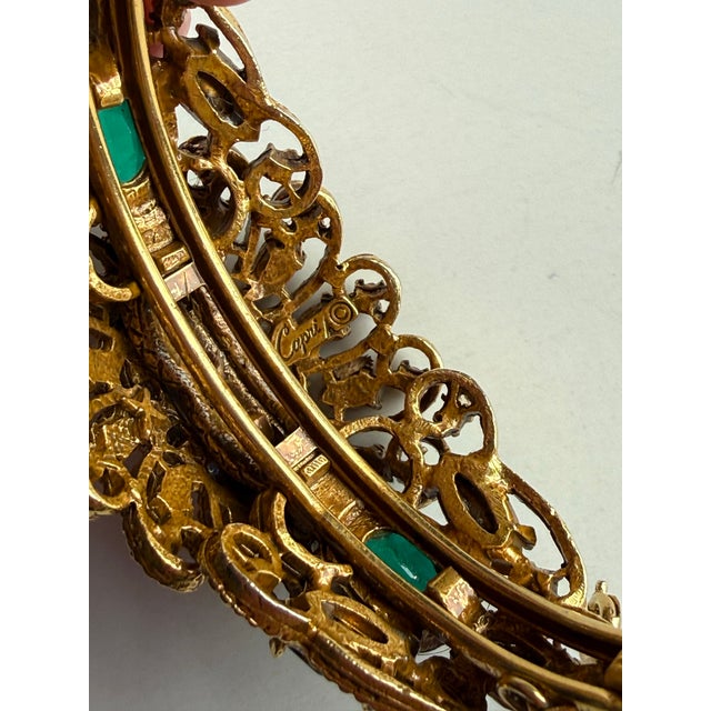 1950s Vintage Signed Capri Demi-Parure – Multi-Layer Rhinestone Floral Dome Brooch/Pendant & Matching Hinged Cuff Bracelet For Sale - Image 5 of 12