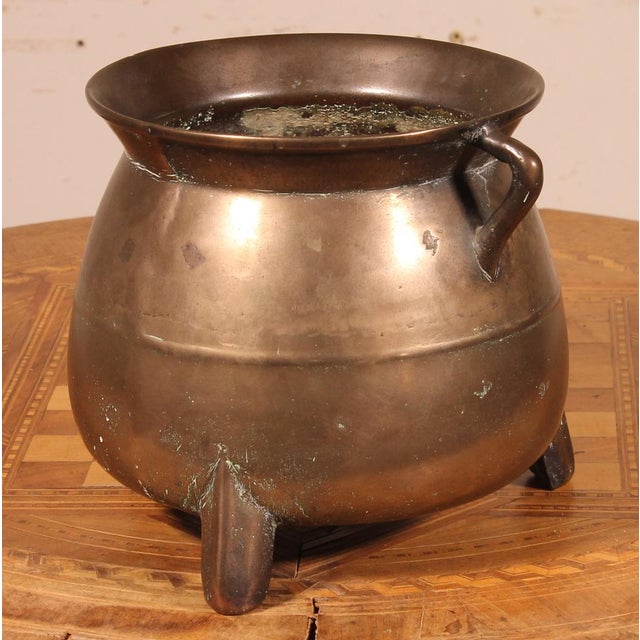Bronze Pot, 16th Century For Sale - Image 9 of 11