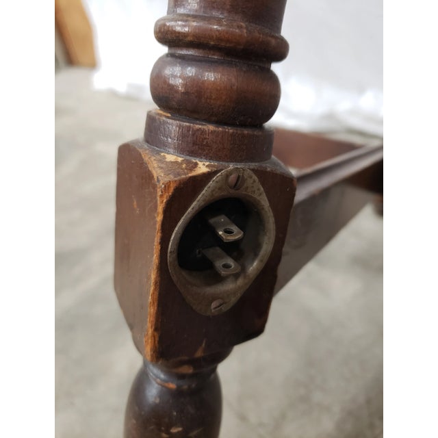 Antique 1920s Atwater Kent Golden Voiced Radio Table by Kiel For Sale - Image 11 of 12