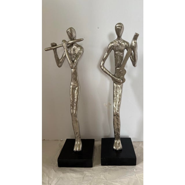 Modern Abstract Cast Aluminum Jazz Musician Sculptures, Set of 2, Silver Metal Figurines, Flute & Guitar Players Contemporary Music Decor 16” Statues For Sale In Indianapolis - Image 6 of 12