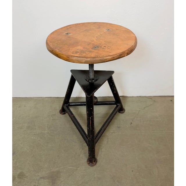 Mid-Century Modern Industrial Workshop Swivel Stool, 1960s For Sale - Image 3 of 17