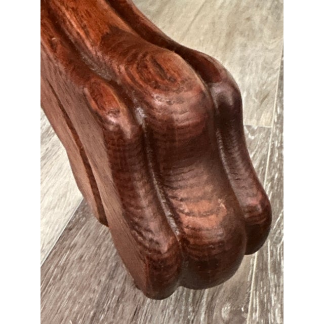 Brown Antique 20th Century Tiger Oak Split Pedestal Table With Ornate Carvings & Paw Feet For Sale - Image 8 of 12