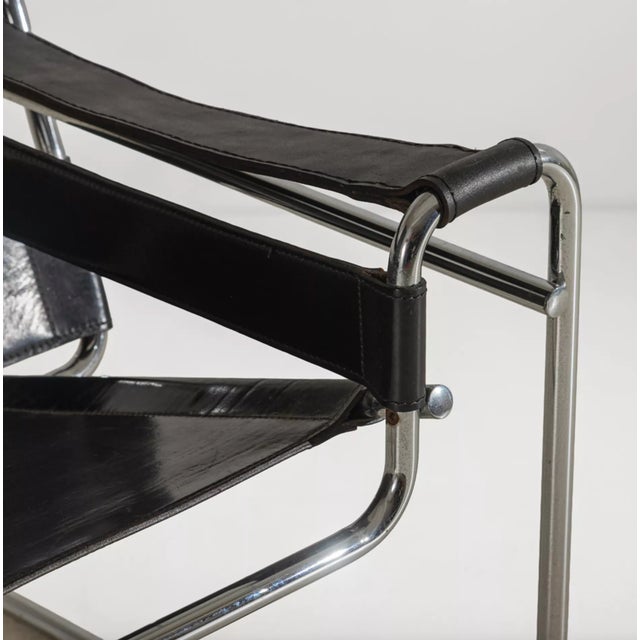 1980s Vintage Bauhaus Wassily Armchairs by Marcel Breuer for Knoll Int., 1970s, Set of 2 For Sale - Image 5 of 7