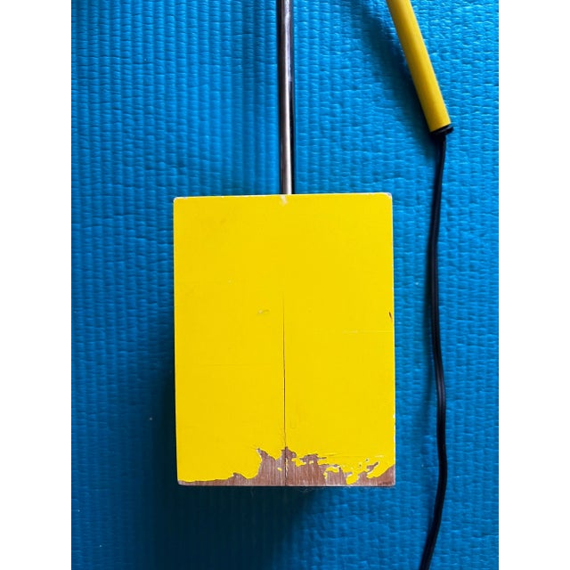 Mid-Century Modern Yellow Spherical Eyeball Lamp After Robert Sonneman For Sale - Image 10 of 12