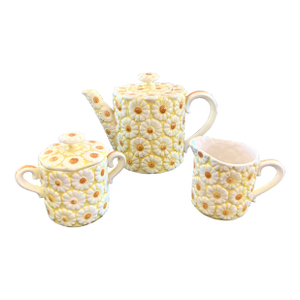 Vintage 1960's Daisy Flower Teapot Set- 3 Pieces