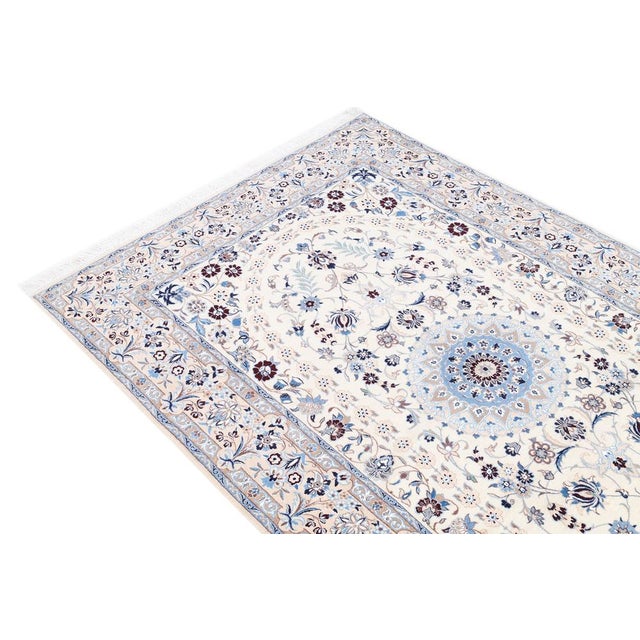 Textile Nain 6LA Rug with Silk, 1990s For Sale - Image 7 of 14