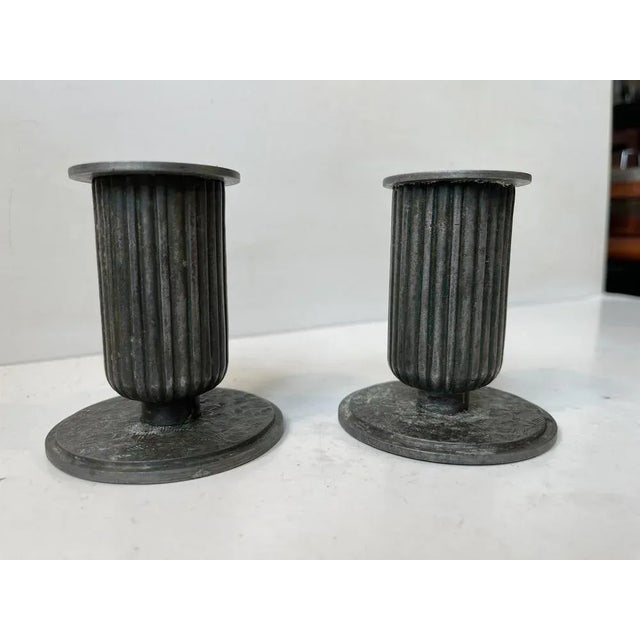 Art Deco Corinthian Column Candlesticks in Pewter, 1920s, Set of 2 For Sale - Image 9 of 9