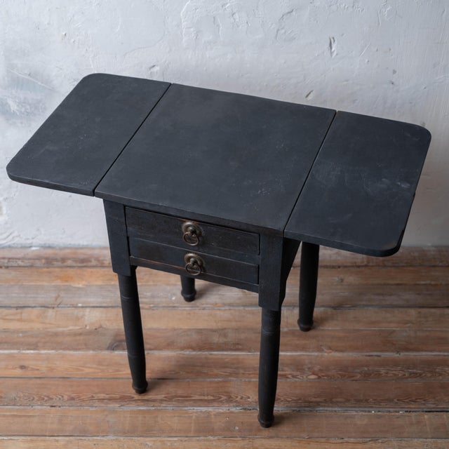 Wood New England Pine Drop-Leaf Work Table in Black, c.1850 For Sale - Image 7 of 18