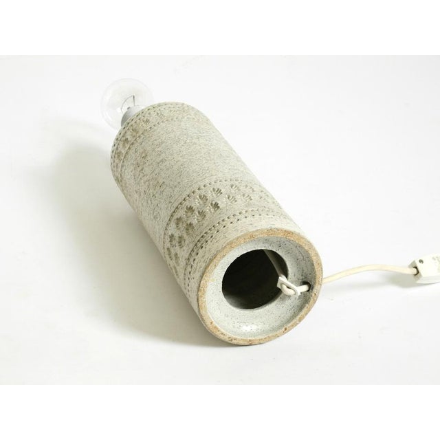 White Rimini Ceramic Table Lamp by Aldo Londi for Bitossi, Italy, 1960s For Sale - Image 11 of 13