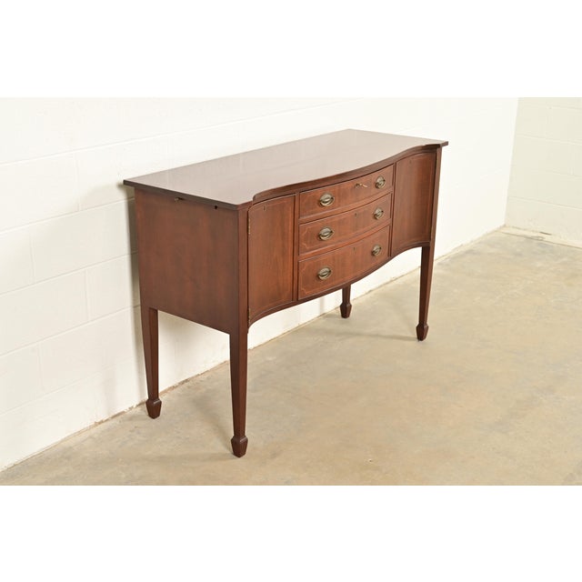 Kittinger Kittinger Federal Inlaid Mahogany Serpentine Front Sideboard Credenza For Sale - Image 4 of 16