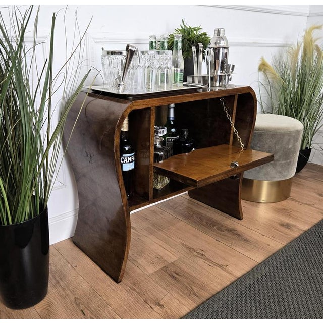 Mid-Century Italian Art Deco Style Walnut Waterfall Dry Bar Cocktail Cabinet, 1940s For Sale - Image 4 of 9