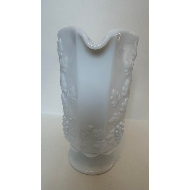 Add a touch of mid-century farmhouse elegance to your table with this stunning Westmoreland Glass pitcher in the iconic...