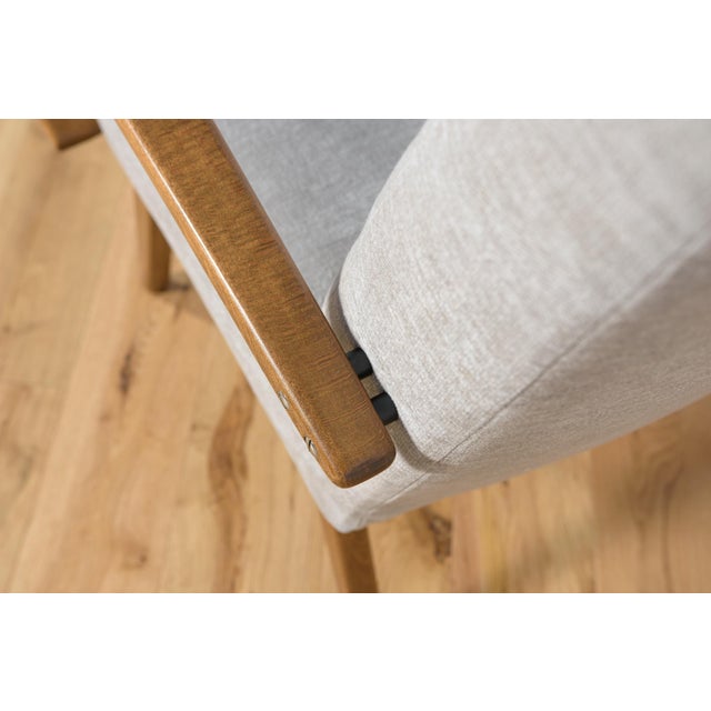 Model 53 Armchair by Jaroslav Smidek for Ton, 1960s For Sale - Image 12 of 15