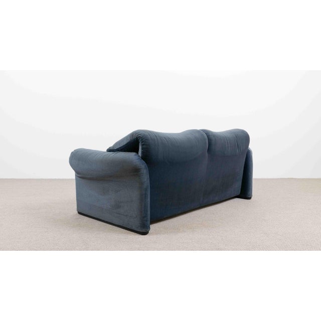 Maralunga Sofa by Vico Magistretti for Cassina, 1980s For Sale - Image 18 of 18