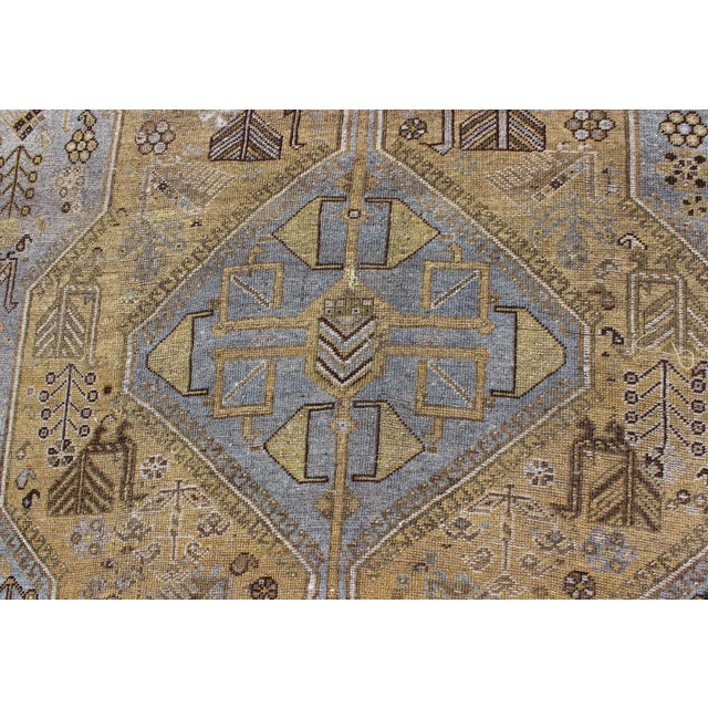 Lavender Hand Knotted Vintage Persian Shiraz Rug Tri-Medallion Design in Lavender and Olive 6'7 X 9'5 For Sale - Image 8 of 13