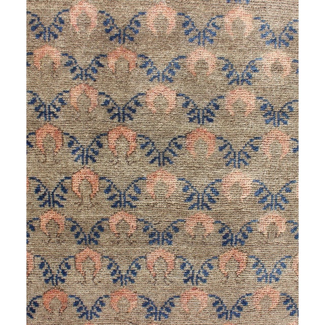 Mid 20th Century All-Over Vintage Turkish Tulu Rug With Vining Latticework in Tan, Cream and Blue 2'9 X 6'10 For Sale - Image 5 of 7