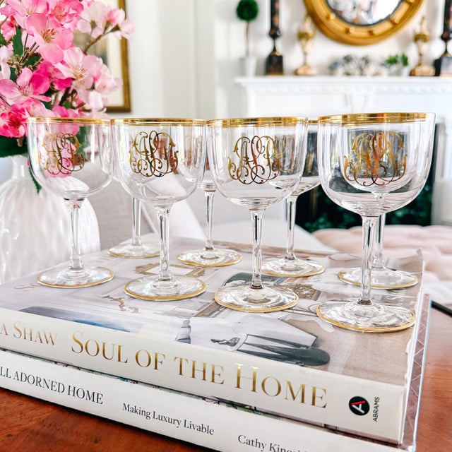 Mid 20th Century Vintage Hollywood Regency Gold Monogrammed Crystal Wine Glasses - Set of 8 For Sale - Image 5 of 5