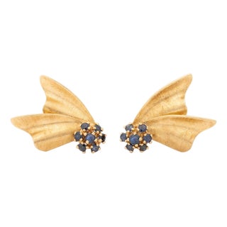 Vintage Modernist 14k Yellow Gold Sapphire Clip Earrings For Sale