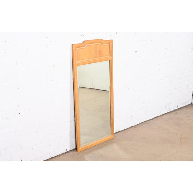 Mid-Century Modern Henredon Mid-Century Modern Sculpted Ash Framed Wall Mirror For Sale - Image 3 of 8
