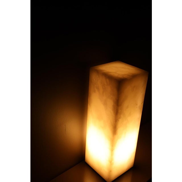 Contemporary White Onyx Table Lamp by Manifeste For Sale - Image 3 of 4