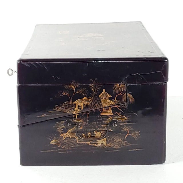 Chinoiserie Chinese Export Writing Desk, Circa 1870 For Sale - Image 3 of 12