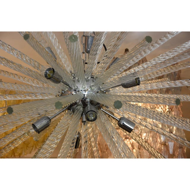 This Murano sputnik ceiling light is made from twisted blown glass rods on a chrome steel structure. Up to 250V (Europe/UK...