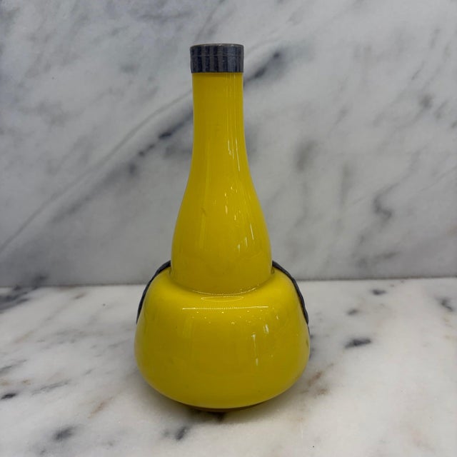 1910s 1910s French Art Nouveau Vase Yellow Glass With Pressed Silver Floral Mounts For Sale - Image 5 of 8