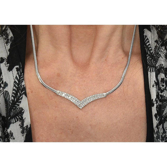 14kt White Gold and Diamond V--Shaped Herringbone Chain Necklace This gorgeous necklace is made up of round and Tapered...